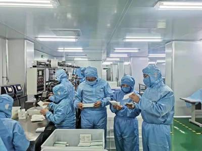 強(qiáng)化源頭監(jiān)管，規(guī)范市場(chǎng)秩序——山東省藥監(jiān)局五分局開(kāi)展膏貼類(lèi)醫(yī)療器械生產(chǎn)專項(xiàng)檢查