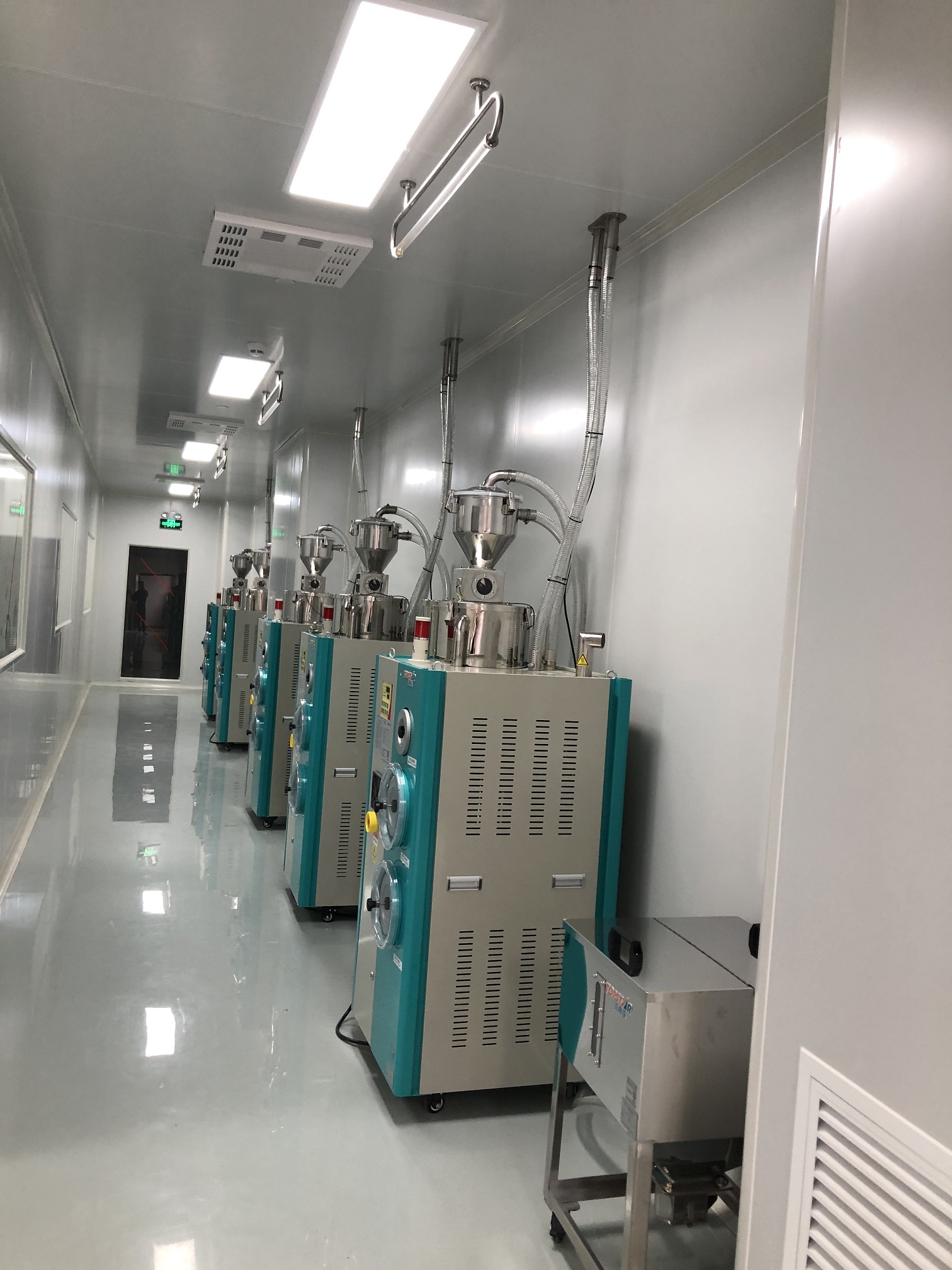 第一類(lèi)醫(yī)療器械銷(xiāo)售視角下的無(wú)菌醫(yī)療器械凈化生產(chǎn)車(chē)間設(shè)計(jì)布局核心要點(diǎn)解析